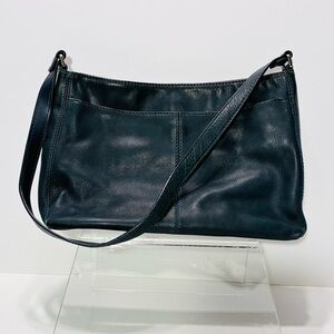 Y2K St. John’s Bay Navy Leather Shoulder Bag Vintage 3.5”x11.5”x7.5”